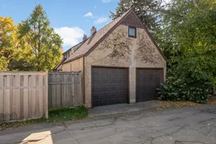1787 Hillcrest Ave, Saint Paul, MN 55116 - Photo 26