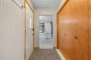 1009 S Jefferson St, New Ulm, MN 56073 - Photo 18