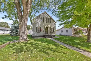 1009 S Jefferson St, New Ulm, MN 56073 - Photo 1
