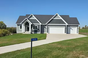 30228 712th St, Lake City, MN 55041 - Photo 2