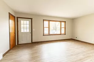 323 Main Street NW, Menahga, MN 56464 - Photo 8