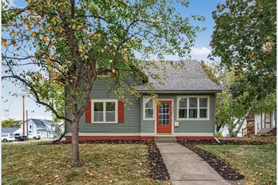 2631 5th Avenue E, North Saint Paul, MN 55109 - Photo 2