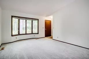472 W Eagle Lake Dr, Maple Grove, MN 55369 - Photo 30