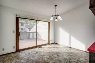 472 W Eagle Lake Dr, Maple Grove, MN 55369 - Photo 28