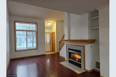 949 Old Steine Circle, New Brighton, MN 55112 - Photo 2