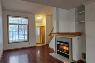 949 Old Steine Cir, New Brighton, MN 55112 - Photo 2