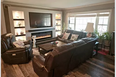 5651 Regis Drive NE, Fridley, MN 55432 - Photo 2