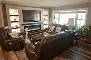 5651 Regis Dr NE, Fridley, MN 55432 - Photo 2