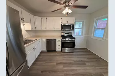 7 Park Drive, Circle Pines, MN 55014 - Photo 2