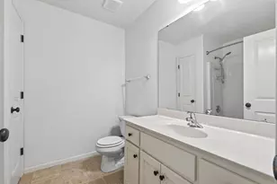 1548 Legacy Pkwy E, Maplewood, MN 55109 - Photo 20