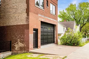 24 W 5th St, Duluth, MN 55806 - Photo 1
