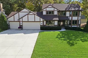 4772 London Ln, Eagan, MN 55122 - Photo 4
