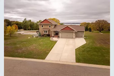 651 Depree Way, Glenwood, MN 56334 - Photo 14
