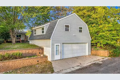 2016 Laurel Avenue, Saint Paul, MN 55104 - Photo 4