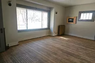 212 S Center St, Ceylon, MN 56121 - Photo 8