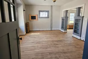 212 S Center St, Ceylon, MN 56121 - Photo 2
