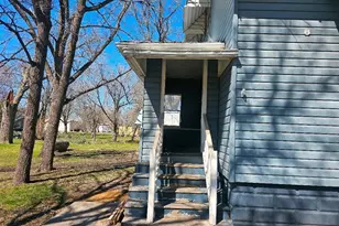 212 S Center St, Ceylon, MN 56121 - Photo 34