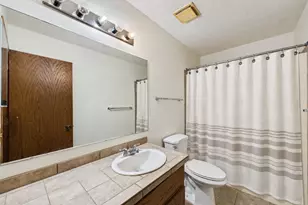 521 Warner Ave S, Willernie, MN 55090 - Photo 18