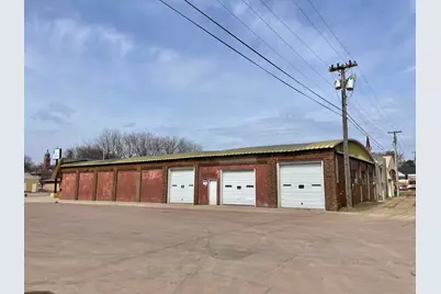 101 N Cass Avenue, Springfield, MN 56087 - Photo 2