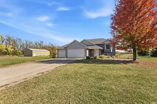46983 James Ave, Harris, MN 55032 - Photo 2