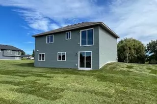 3423 Maple Drive S, Cambridge, MN 55008 - Photo 2