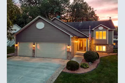 13632 Bryant Place S, Burnsville, MN 55337 - Photo 2