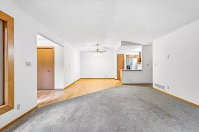 550 W 10th Street, Rush City, MN 55069 - Photo 6
