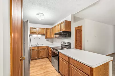 550 W 10th Street, Rush City, MN 55069 - Photo 10