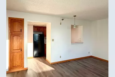 220 Broadway Avenue S #911, Rochester, MN 55904 - Photo 4