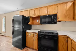 8008 Mt Curve Blvd, Brooklyn Park, MN 55445 - Photo 10