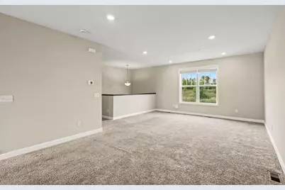 7508 38th Street N, Oakdale, MN 55128 - Photo 6