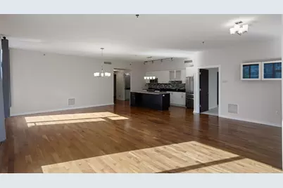 1120 S 2nd Street #201, Minneapolis, MN 55415 - Photo 4