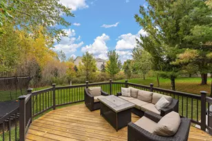 4696 Fairway Hills Dr, Eagan, MN 55123 - Photo 10