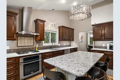 4696 Fairway Hills Drive, Eagan, MN 55123 - Photo 12