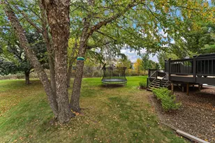 4696 Fairway Hills Dr, Eagan, MN 55123 - Photo 6