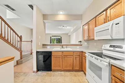 11679 Langford Circle #904, Burnsville, MN 55337 - Photo 10