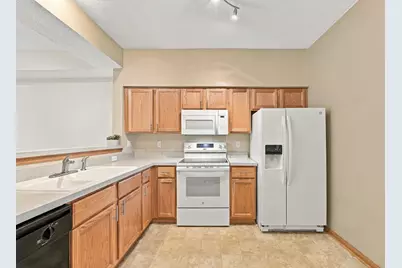 11679 Langford Circle #904, Burnsville, MN 55337 - Photo 12