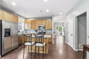9767 Gable Dr, Eden Prairie, MN 55347 - Photo 10