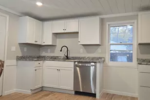 901 S 6th St, Princeton, MN 55371 - Photo 2