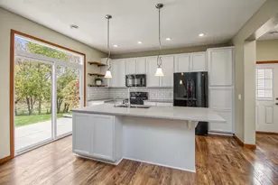560 Ravencroft Rd, Waconia, MN 55387 - Photo 14