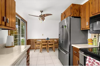 905 N Ebony Avenue, Duluth, MN 55811 - Photo 10