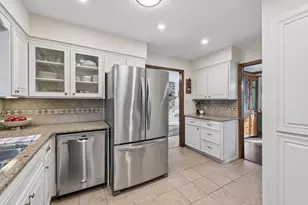 2755 Shadyview Ln N, Plymouth, MN 55447 - Photo 12