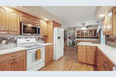 3081 Laverne Court N, Lake Elmo, MN 55042 - Photo 4