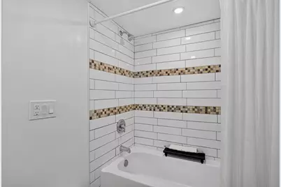 5730 Fremont Avenue N, Brooklyn Center, MN 55430 - Photo 32