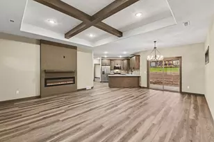 1511 Buffalo Ridge Dr, Luverne, MN 56156 - Photo 2