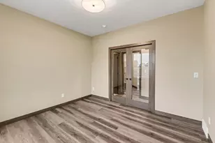 1511 Buffalo Ridge Dr, Luverne, MN 56156 - Photo 10