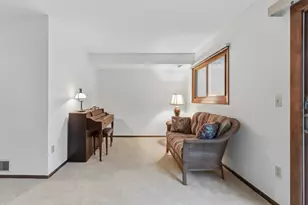 7112 Pontiac Cir, Chanhassen, MN 55317 - Photo 20