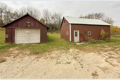805 5th Street SW, Pine Island, MN 55963 - Photo 4