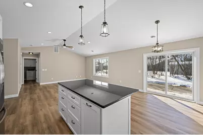 38558 Hawthorne Avenue, North Branch, MN 55056 - Photo 8