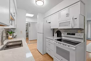 7412 W 22nd St, Saint Louis Park, MN 55426 - Photo 8